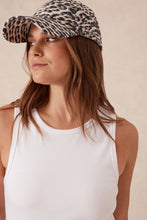Load image into Gallery viewer, Pip Everyday Cap - Leopard
