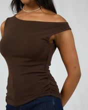 Load image into Gallery viewer, Kylie Off shoulder Top - Brown