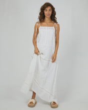 Load image into Gallery viewer, Dusty Maxi Dress - White