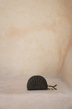 Load image into Gallery viewer, Soleil Purse - Textured Noir