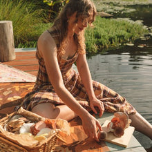 Load image into Gallery viewer, Flora Rug - Plum