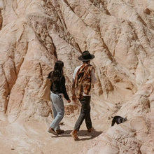 Load image into Gallery viewer, Calloway Black