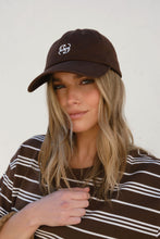 Load image into Gallery viewer, Pip Everyday Cap - Chocolate
