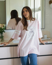 Load image into Gallery viewer, Trinket Tee - Rose
