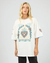 Load image into Gallery viewer, Capulet Oversized Tee - V White
