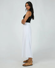 Load image into Gallery viewer, Essential Maxi Skirt - White
