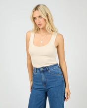 Load image into Gallery viewer, Washed Rib Scoop neck Tank - Van
