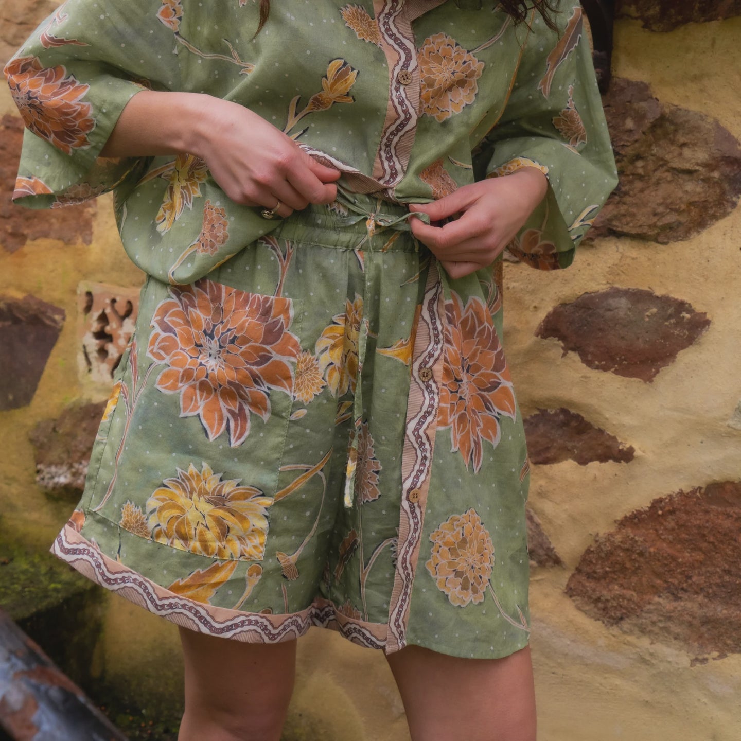 Dahlia Short - Moss