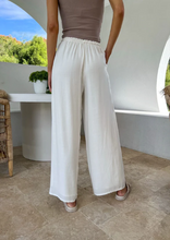 Load image into Gallery viewer, Linen Drawstring Pant
