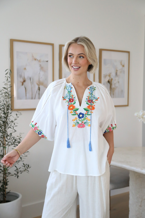 Jasmin Embroidery Blouse