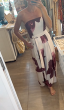 Load image into Gallery viewer, Michelle - Floral Strapless Jumpsuit
