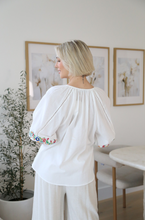Load image into Gallery viewer, Jasmin Embroidery Blouse
