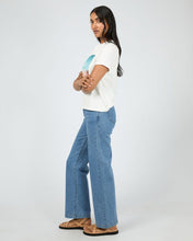 Load image into Gallery viewer, Dusk to Dawn reg Tee - VWht
