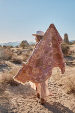 Load image into Gallery viewer, Woven Throw - Blush
