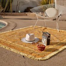 Load image into Gallery viewer, Topanga Picnic Rug - Sun
